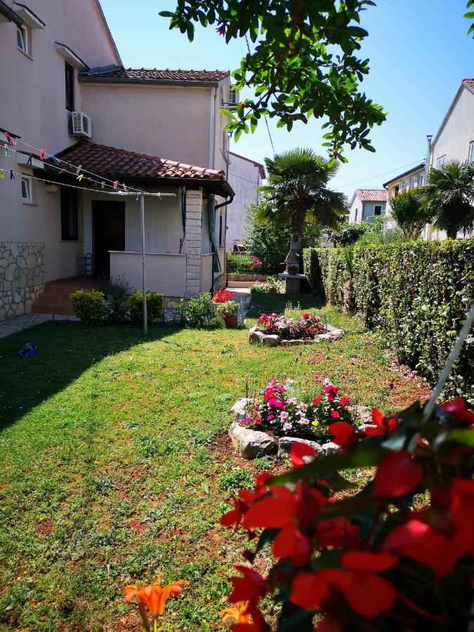 Familija Cvitkovic Apartment Funtana Exterior foto